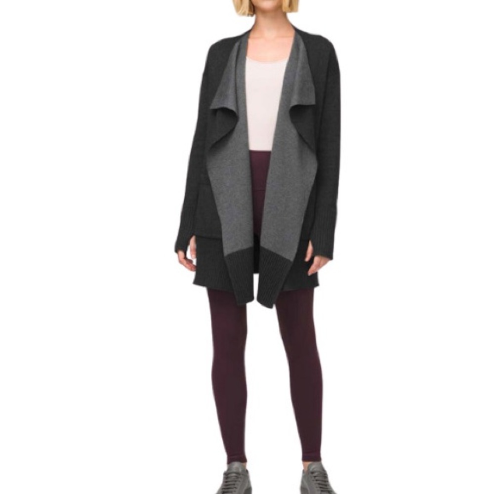 NWT Lululemon still lotus reversible wrap cardigan grey slate medium